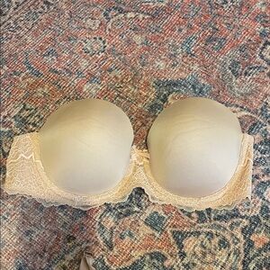 Victoria's Secret Beige Strapless Lace-Trim Bra